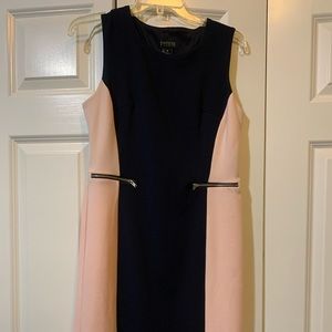 Sleeveless color block dress